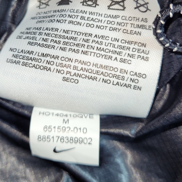 NWT Nike Cascade Down Puffer Poncho Jacket - Picture 14 of 14